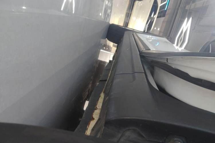 Used JAC Group iEV7S 2018 Smart Enjoyment Model Left Side Sill