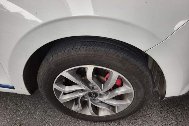 Used JAC Group iEV7S 2018 Smart Enjoyment Model Right Front Wheel Hub