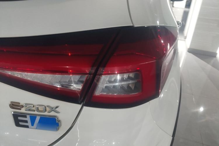 Used JAC Group iEV7S 2018 Smart Enjoyment Model Right Rear Taillight