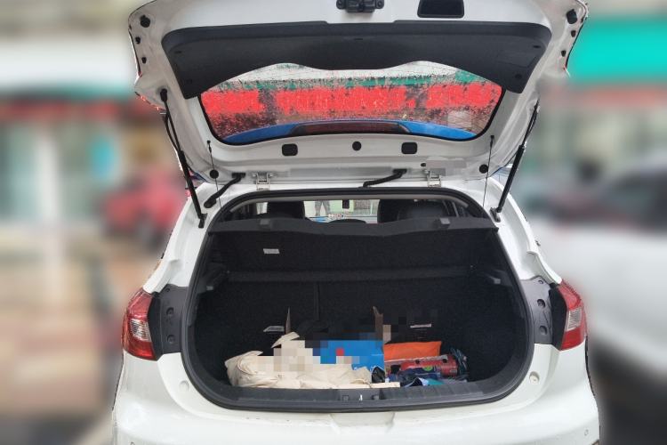 Used JAC Group iEV7S 2018 Smart Enjoyment Model Trunk