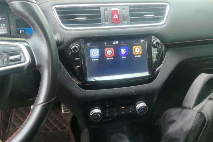 Used JAC Group iEV7S 2019 Luxury Smart Supreme Deluxe Edition Audio And AC Panel