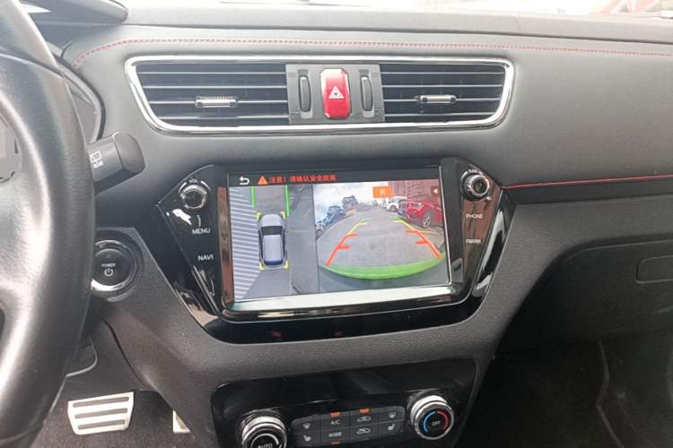 Used JAC Group iEV7S 2019 Luxury Smart Model Audio And AC Panel