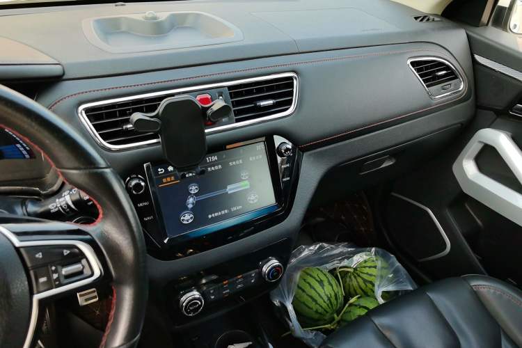 Used JAC Group iEV7S 2019 Luxury Smart Supreme Deluxe Edition Audio And AC Panel