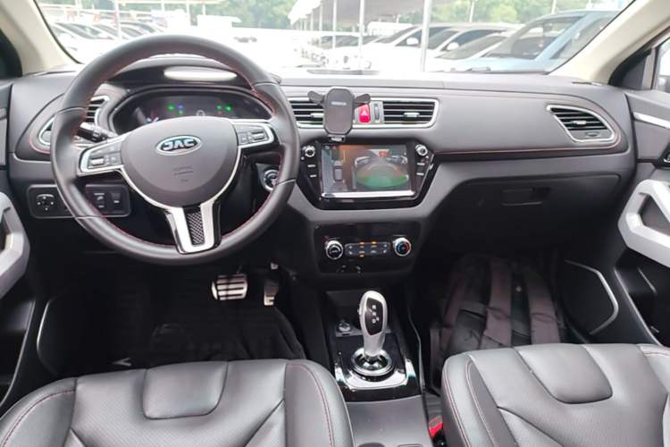 Used JAC Group iEV7S 2019 Luxury Smart Fully Equipped Edition Center Console
