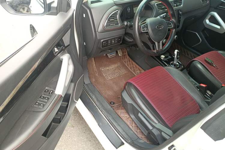 Used JAC Group iEV7S 2019 Luxury Smart Model Driver Seat