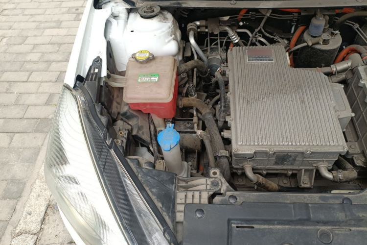 Used JAC Group iEV7S 2019 Luxury Smart Model Engine Bay Right