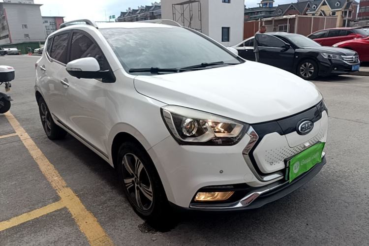 Used JAC Group iEV7S 2019 Luxury Smart Model Front Right 45 Deg