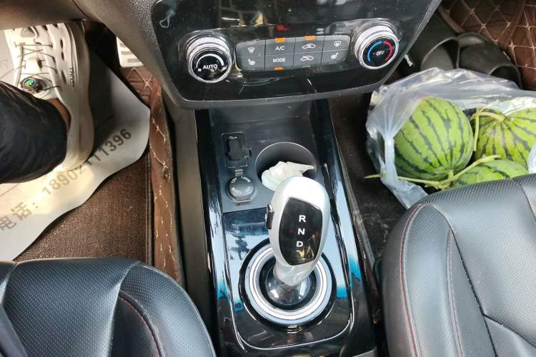 Used JAC Group iEV7S 2019 Luxury Smart Supreme Deluxe Edition Gear Lever