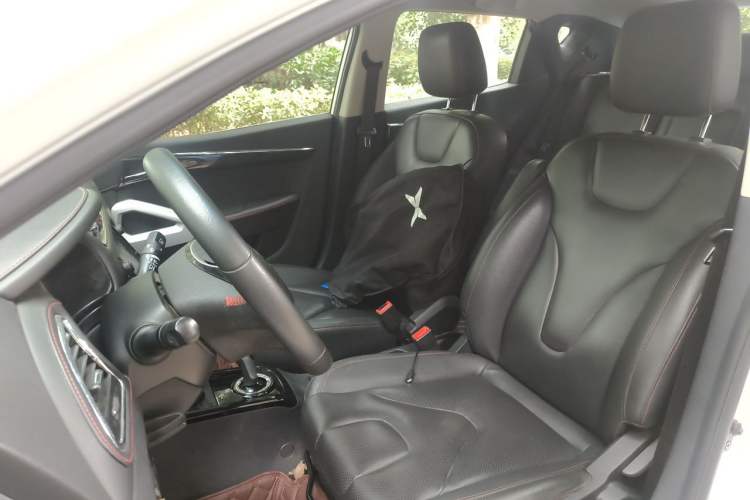Used JAC Group iEV7S 2019 Luxury Smart Supreme Deluxe Edition Left Front Seat