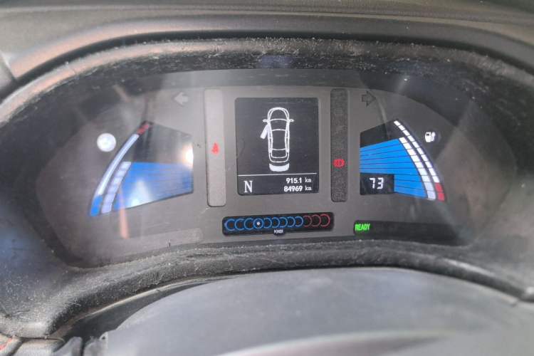 Used JAC Group iEV7S 2019 Luxury Smart Supreme Model Odometer Close Up