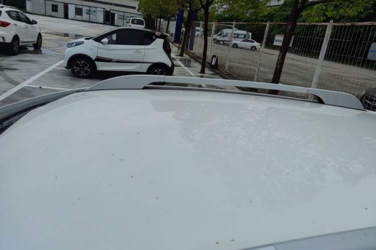 Used JAC Group iEV7S 2019 Luxury Smart Supreme Model Roof