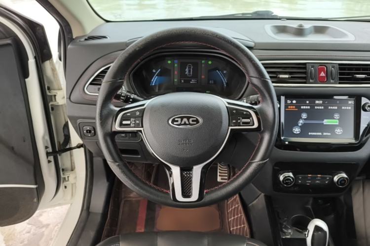 Used JAC Group iEV7S 2019 Luxury Smart Fully Equipped Edition Steering Wheel