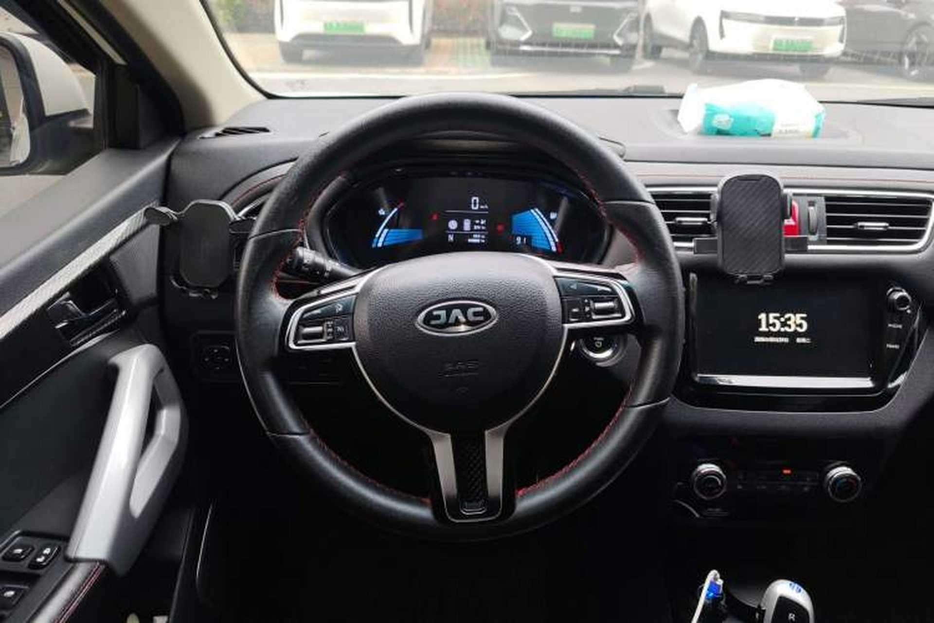 Used JAC Group iEV7S 2019 Luxury Smart Model Steering Wheel
