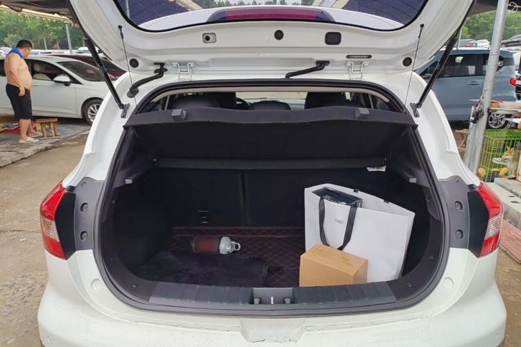 Used JAC Group iEV7S 2019 Luxury Smart Fully Equipped Edition Trunk