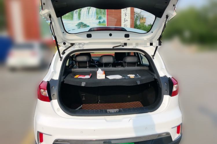 Used JAC Group iEV7S 2019 Luxury Smart Supreme Deluxe Edition Trunk