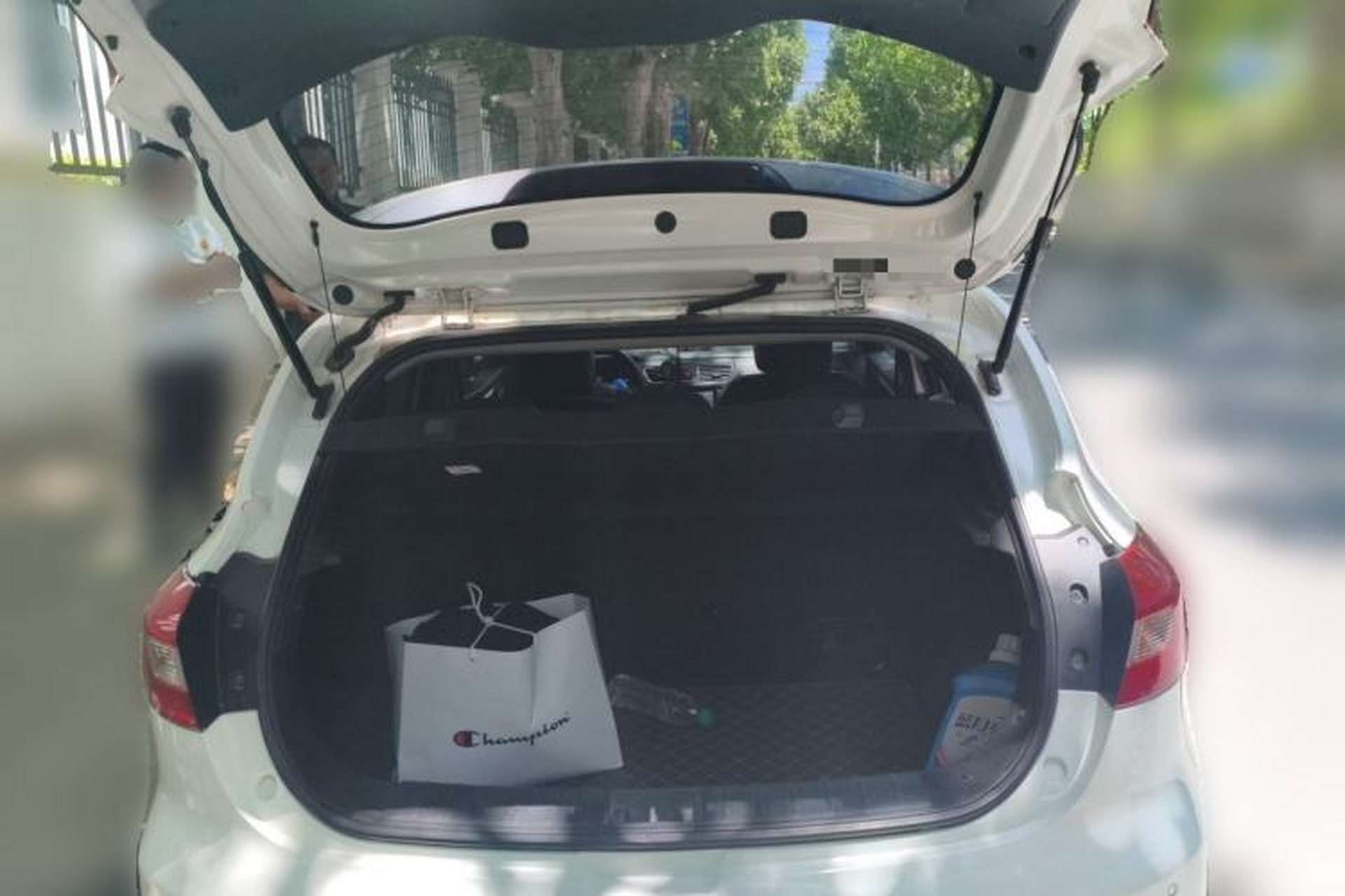 Used JAC Group iEV7S 2019 Luxury Smart Supreme Deluxe Edition Trunk