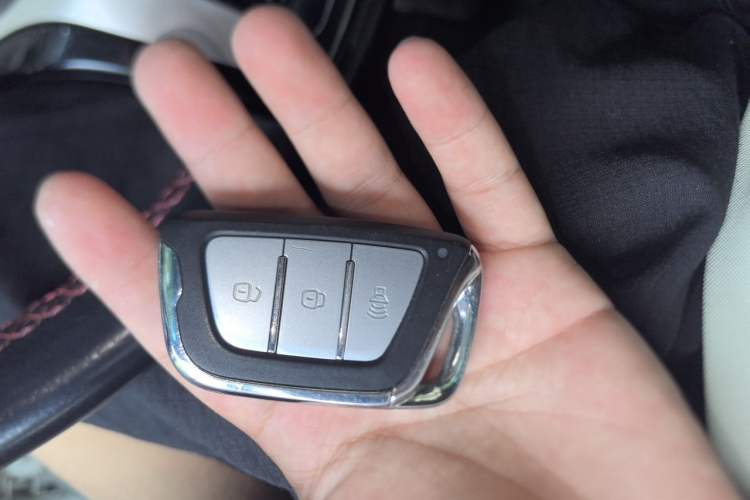 Used JAC Group iEV7S 2019 Luxury Smart Supreme Model Vehicle Key