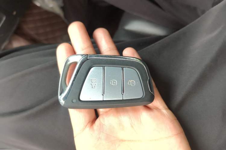 Used JAC Group iEV7S 2019 Luxury Smart Supreme Deluxe Edition Vehicle Key