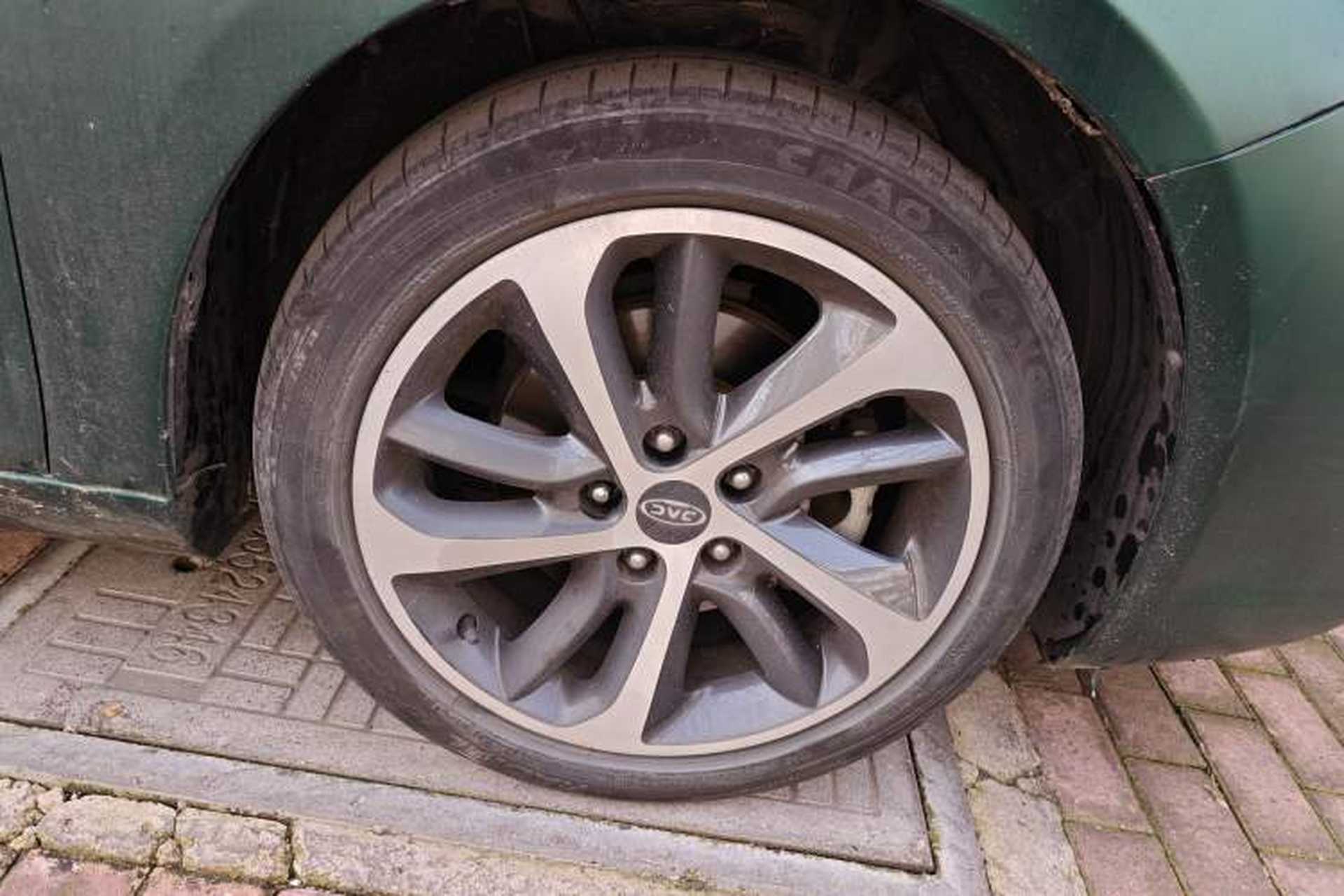 Used JAC Group iEVA50 2018 Luxury Model Right Front Wheel Hub