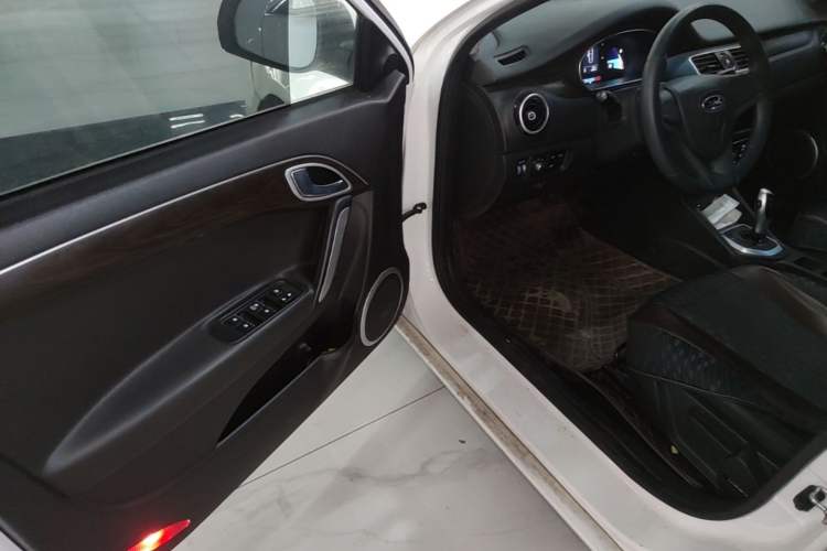 Used JAC Group iEVA50 2018 Luxury Model Driver Seat