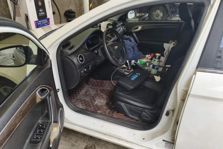 Used JAC Group iEVA50 2018 Luxury Model Driver Seat