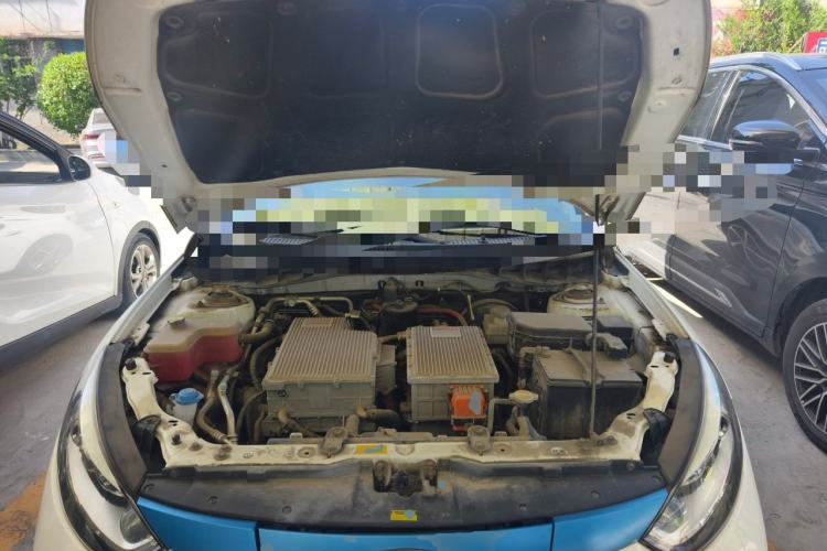 Used JAC Group iEVA50 2018 Luxury Model Engine Bay