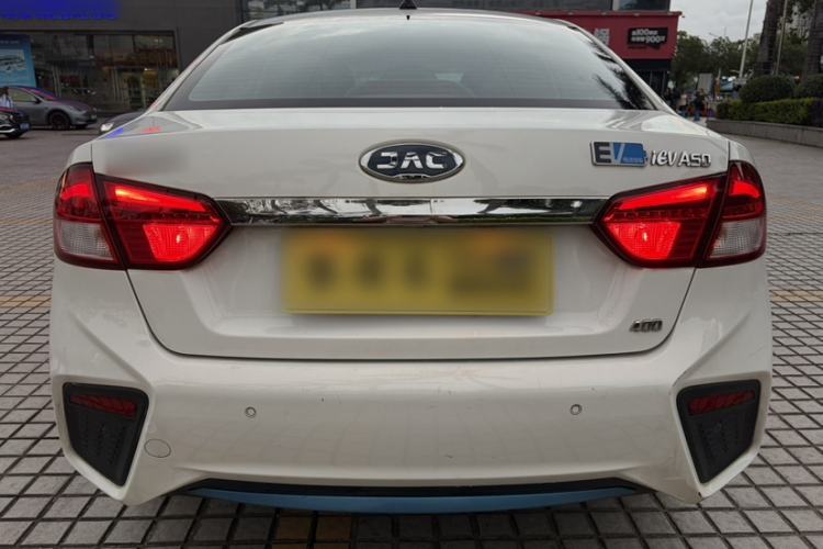 Used JAC Group iEVA50 2018 Luxury Model Exterior 1