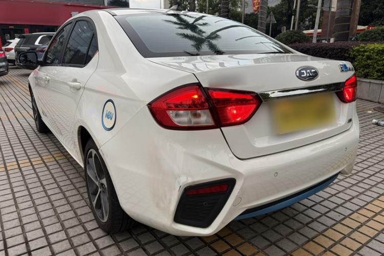 Used JAC Group iEVA50 2018 Luxury Model Exterior 6