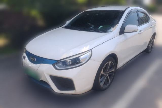 Ojetý JAC Group iEVA50 2018 Luxury Model