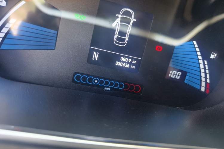 Used JAC Group iEVA50 2018 Luxury Model Odometer Close Up