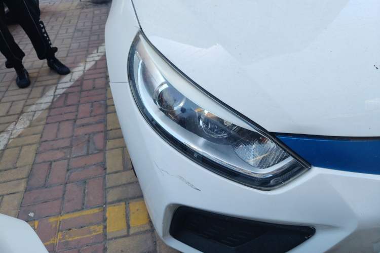 Used JAC Group iEVA50 2018 Luxury Model Right Front Headlight