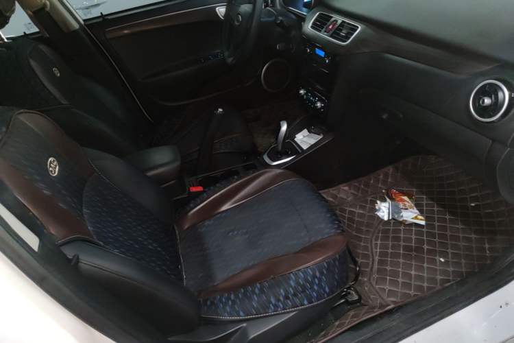 Used JAC Group iEVA50 2018 Luxury Model Right Front Seat