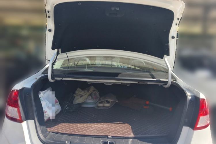 Used JAC Group iEVA50 2018 Luxury Model Trunk