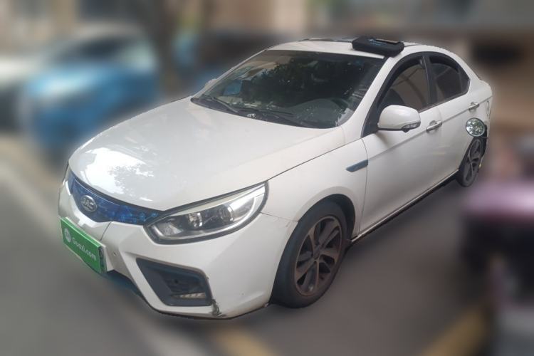 Ojetý JAC Group iEVA50 2019 Luxury Smart Model Guazi used car, China used car export, Used car for sale, Used cars, Cheapest cars for sale