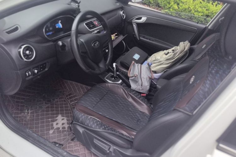 Used JAC Group iEVA50  Left Front Seat