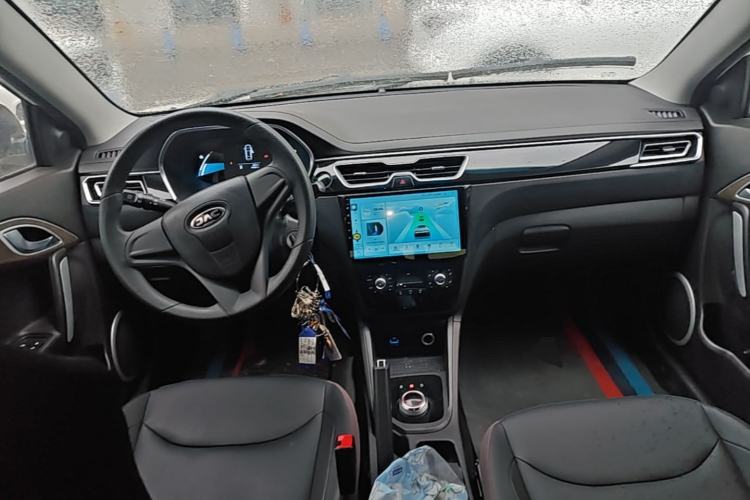 Used JAC Group iEVA50 2021 Battery-Swap Comfort Version Center Console