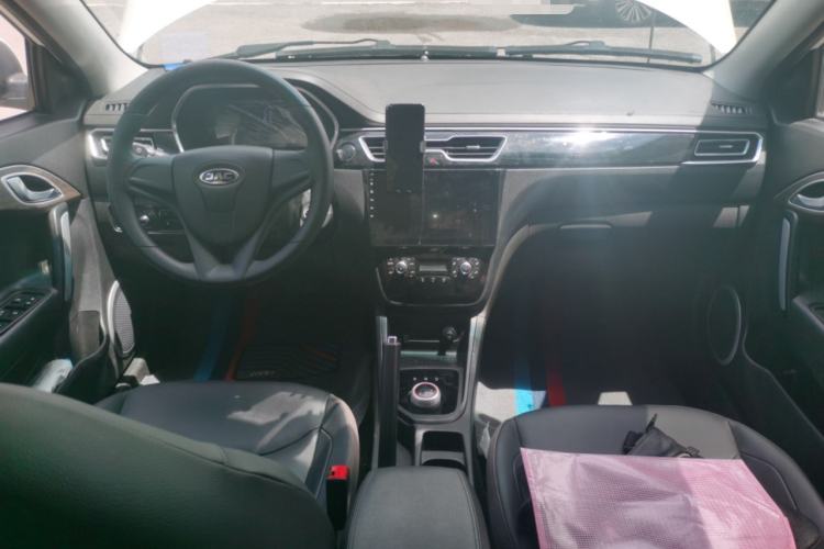 Used JAC Group iEVA50 2021 Battery-Swap Comfort Version Center Console
