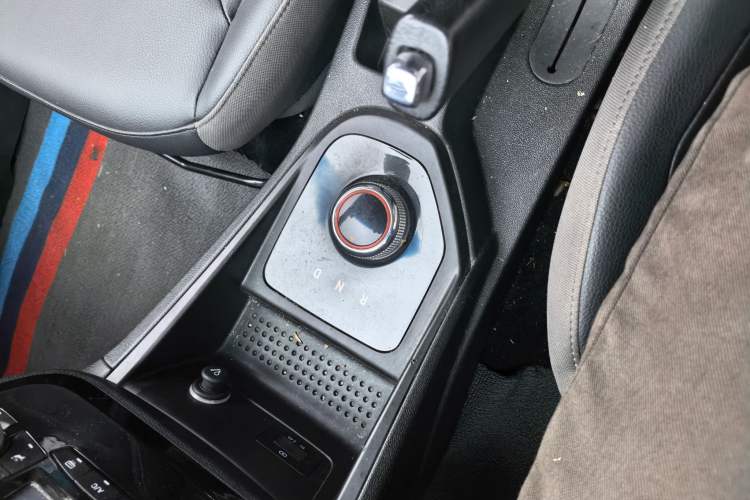 Used JAC Group iEVA50 2021 Battery-Swap Comfort Version Gear Lever