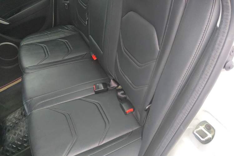 Used JAC Group iEVA50 2021 Battery-Swap Comfort Version Left Rear Seat