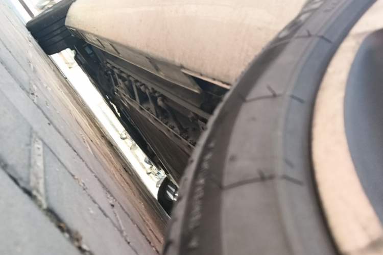 Used JAC Group iEVA50 2021 Battery-Swap Comfort Version Left Side Sill