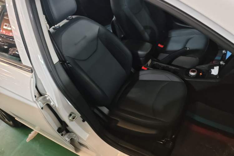 Used JAC Group iEVA50 2021 Battery-Swap Comfort Version Right Front Seat