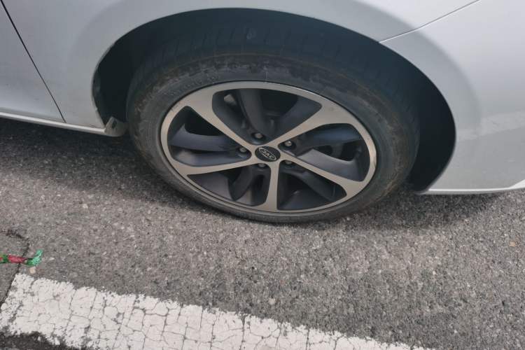 Used JAC Group iEVA50 2021 Battery-Swap Comfort Version Right Front Wheel Hub