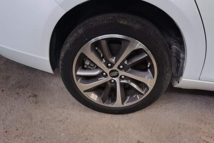 Used JAC Group iEVA50 2021 Battery-Swap Comfort Version Right Rear Wheel Hub