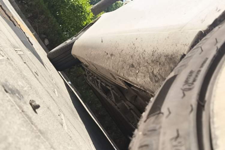 Used JAC Group iEVA50 2021 Battery-Swap Comfort Version Right Side Sill