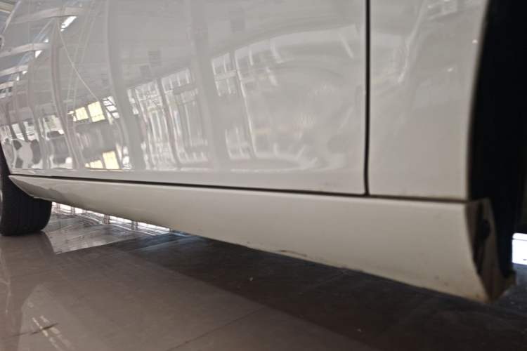 Used JAC Group iEVA50 2021 Battery-Swap Pleasant Edition Right Side Sill