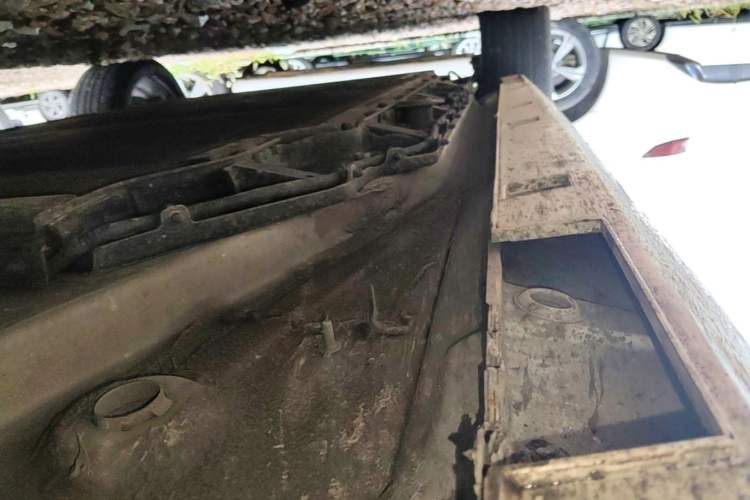 Used JAC Group iEVA50 2021 Battery-Swap Comfort Version Right Side Sill