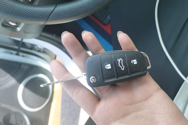 Used JAC Group iEVA50 2021 Battery-Swap Comfort Version Vehicle Key