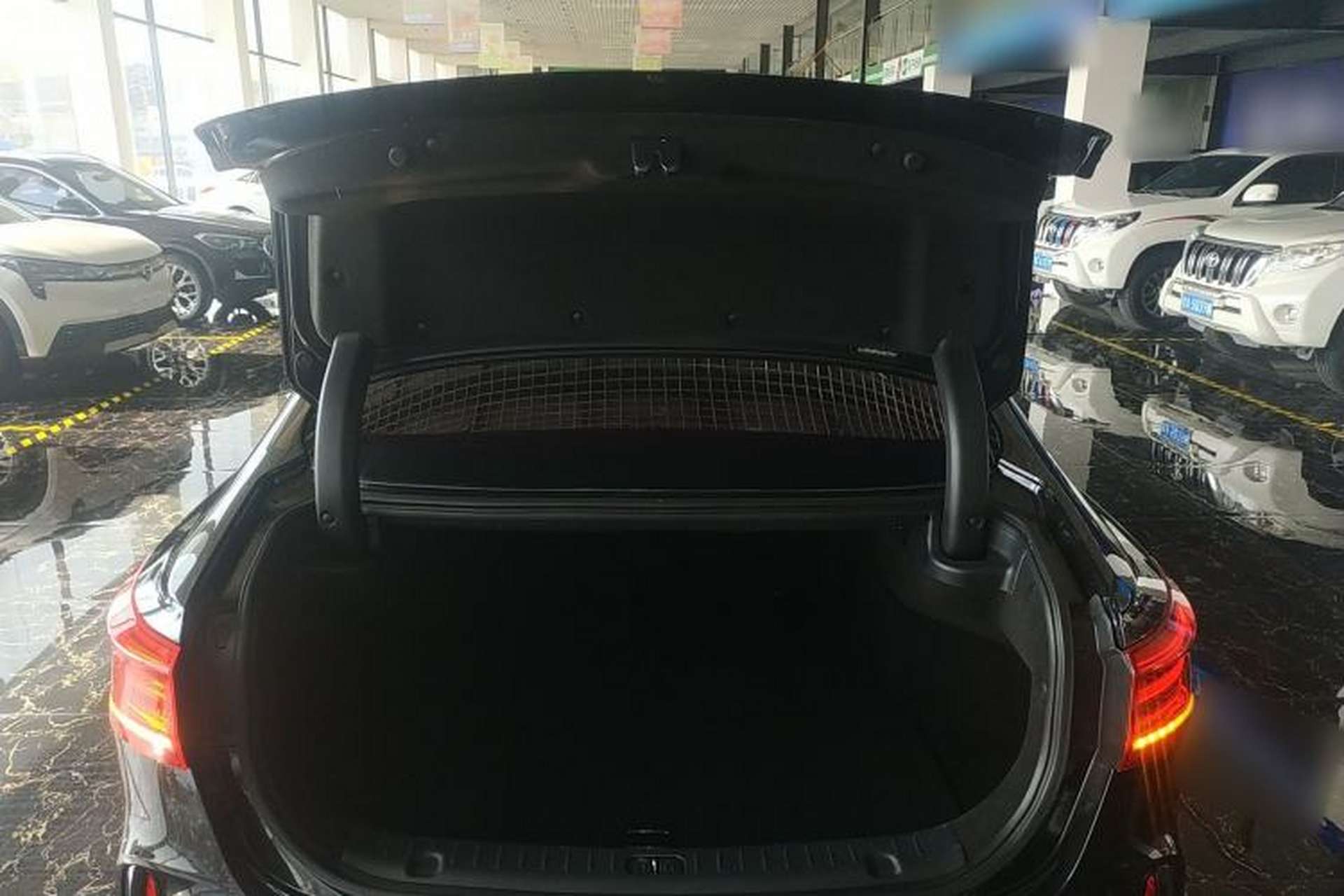 Used JAC Group iEVA60 2019 Flagship Model Trunk