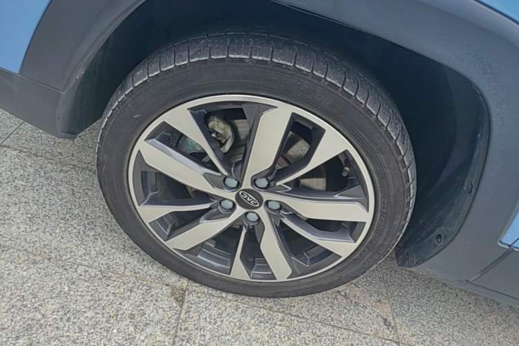 Used JAC Group iEVS4 2019 Luxury Smart Edition Exterior 4