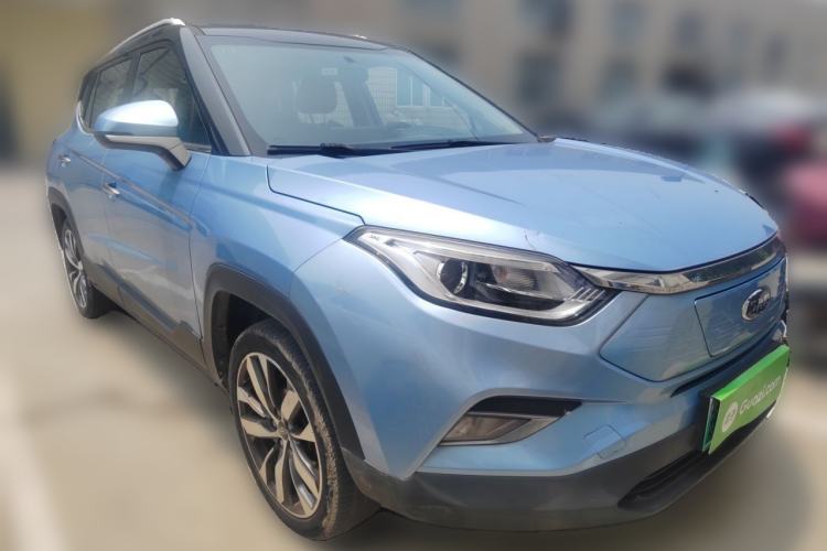 Used JAC Group iEVS4 2019 Luxury Model Front Right 45 Deg
